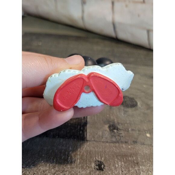 McDonald's Minnie Mouse red white dress Disney Pixar toy figure - Picture 5 of 5